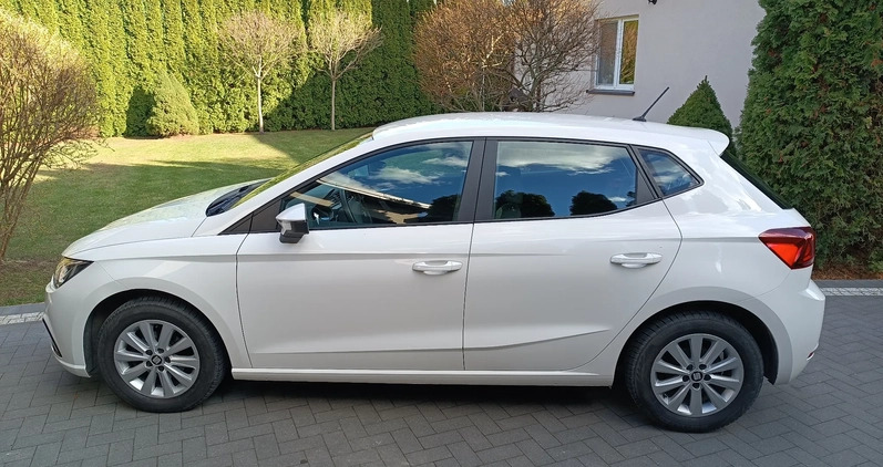 Seat Ibiza cena 39999 przebieg: 111500, rok produkcji 2017 z Białystok małe 22